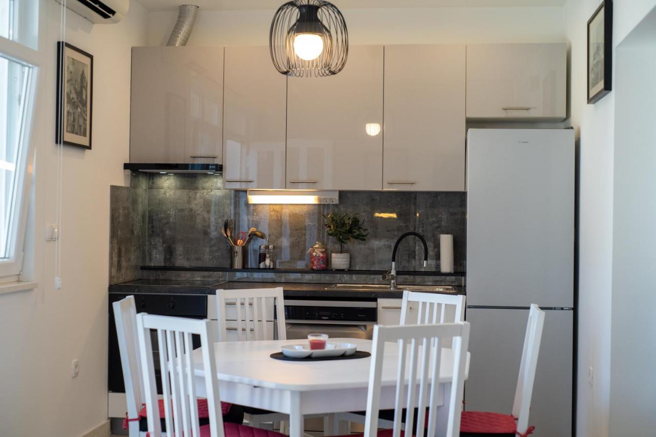 Apartman Dupin Dugi Rat Eksteriør bilde